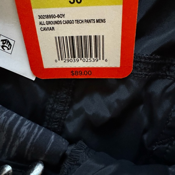 Bass Men's black All Grounds Cargo Tech Pants in Caviar 30 NEW NWT - Picture 6 of 9